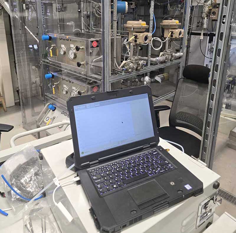 atmosFIR FTIR analyser installed for monitoring  CO2 impurities